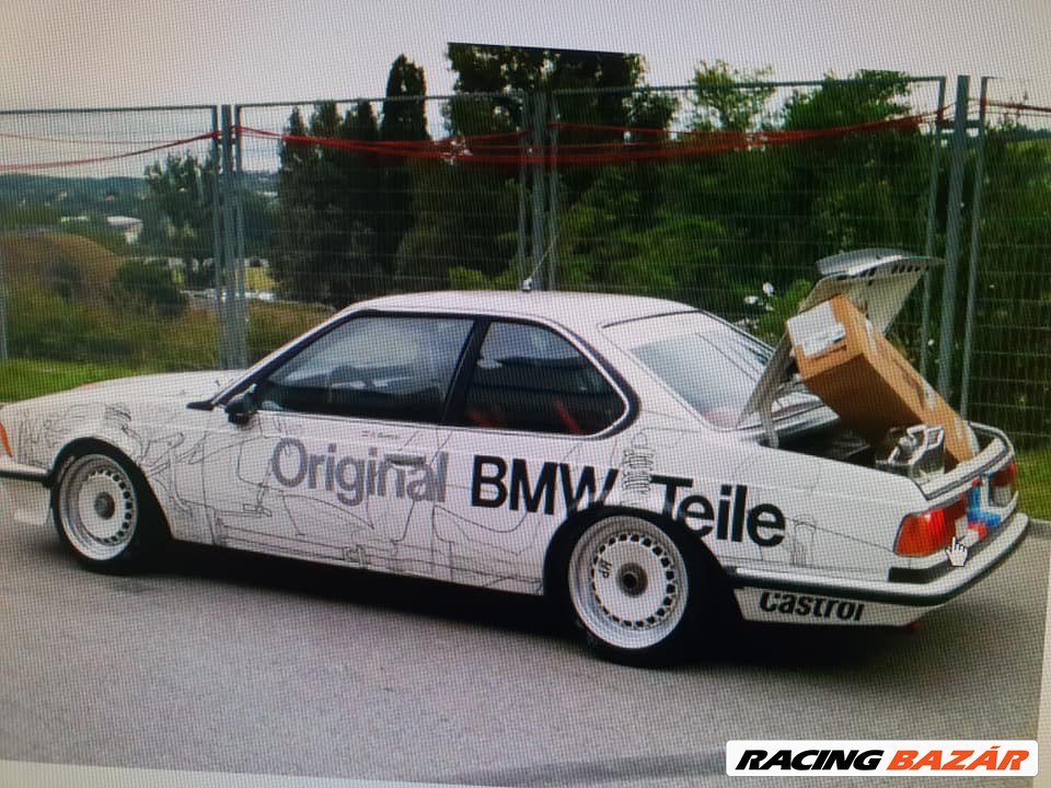 [ÚJ] BMW 5-ös sorozat / E34 Műanyag vese betét 10. kép